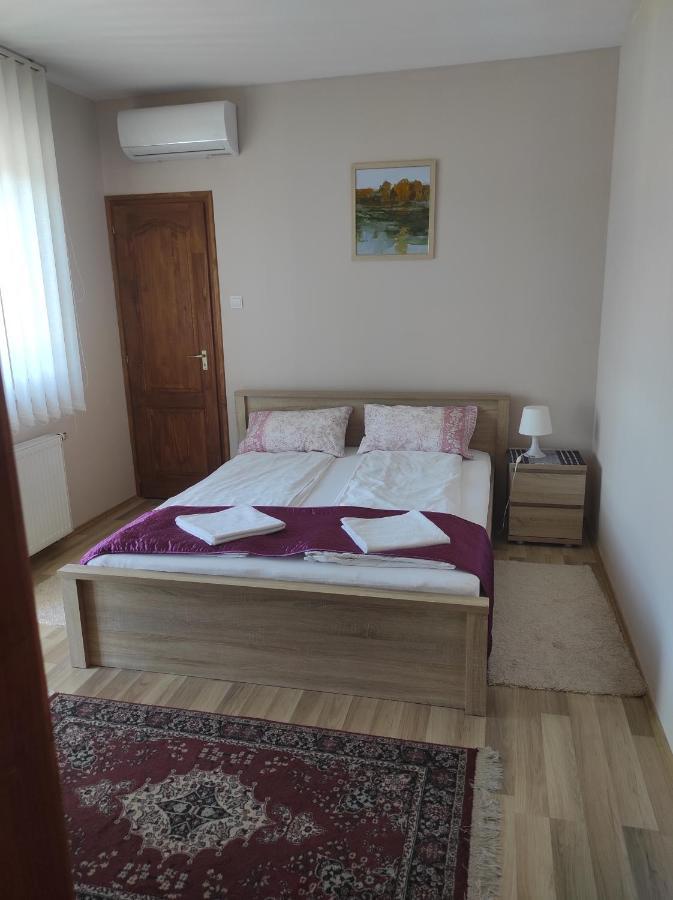 Maros Vendégház Mórahalom Exterior foto