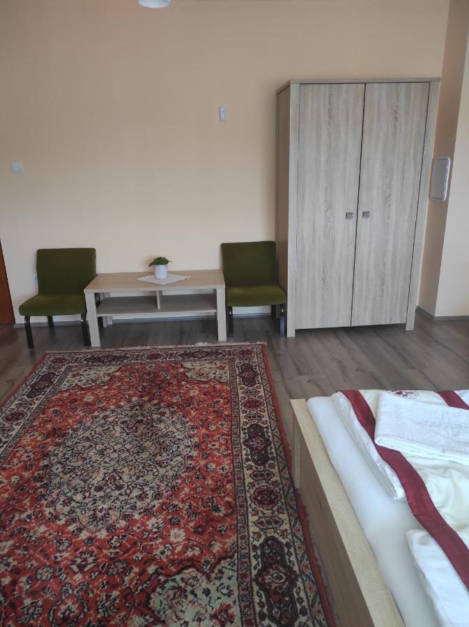 Maros Vendégház Mórahalom Exterior foto